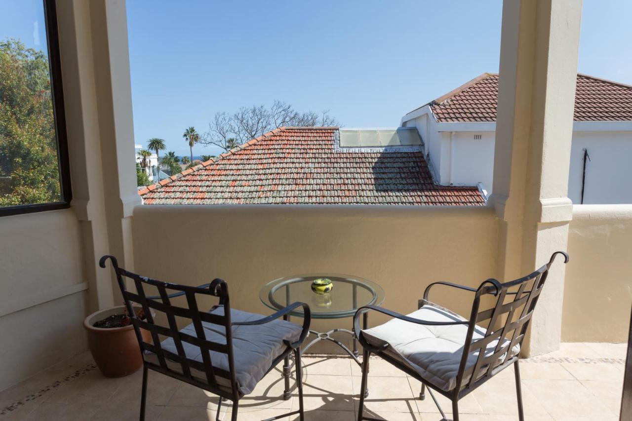 Maartens Guesthouse Cidade Do Cabo Exterior foto